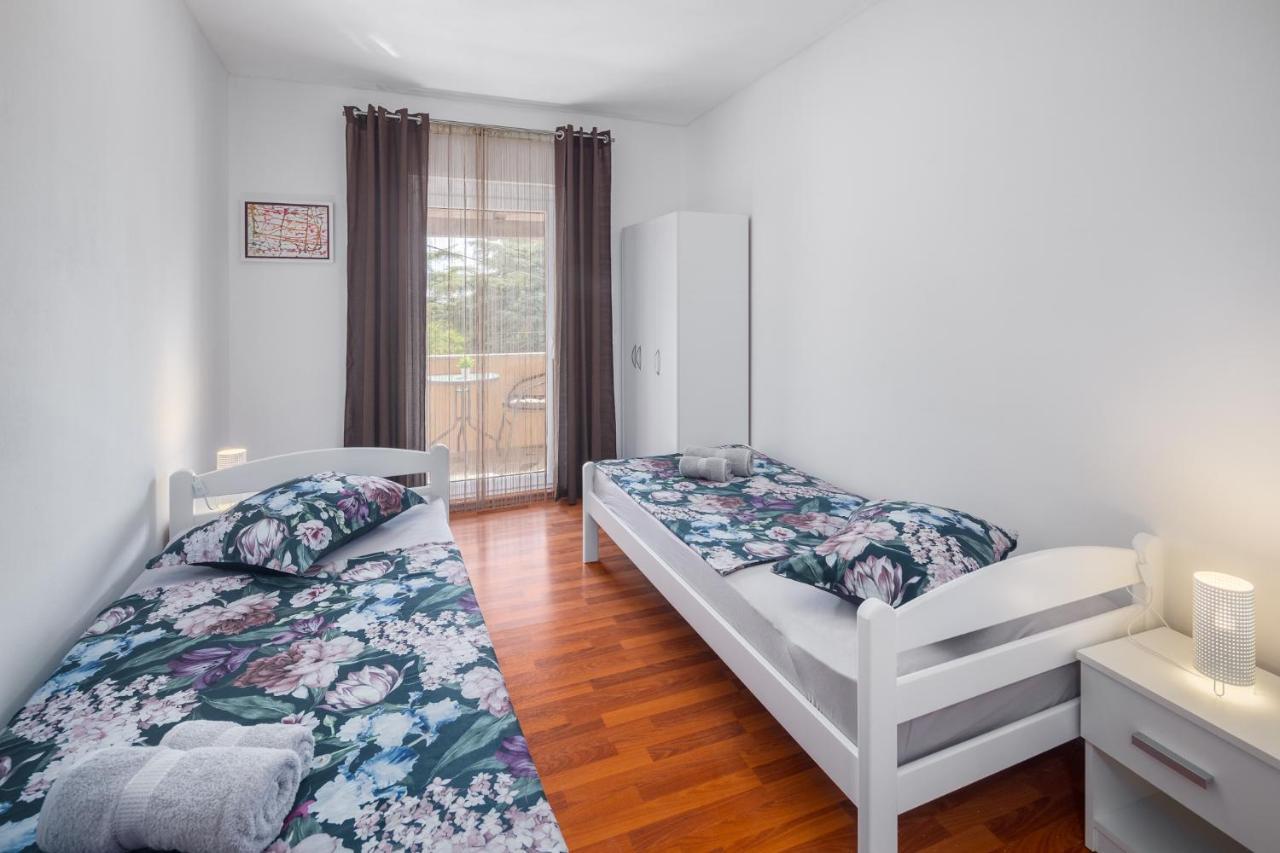 Casa Viktoria With Private Garden And Bbq Villa Kosinozici Exterior photo